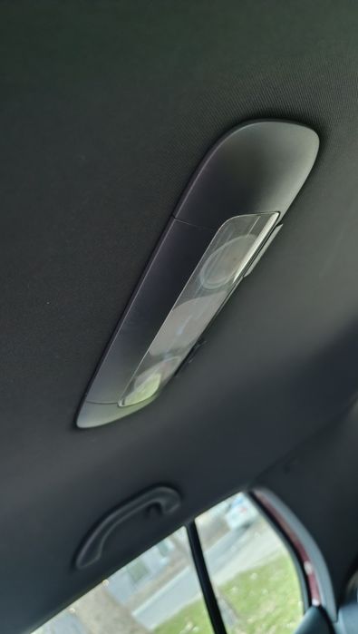 •Продавам ОРИГИНАЛЕН Черен таван от Голф 5 GTI  cheren tavan za golf 5