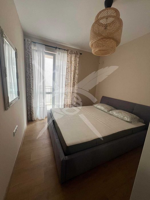 Дава се под наем Двустаен апартамент в Варна, Цветен квартал - 70 кв.м за 500 € - Снимка #3