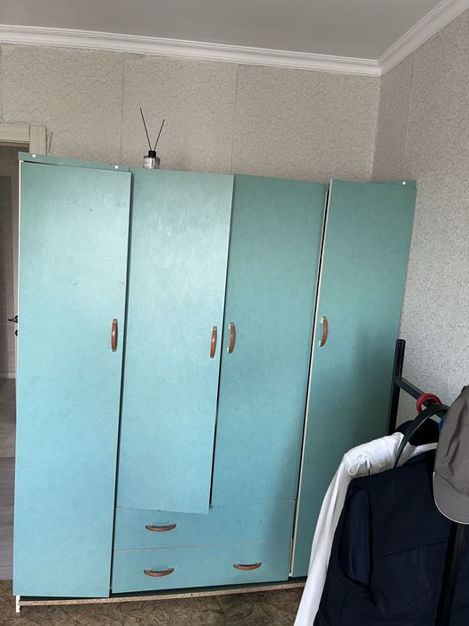 Отдам бесплатно шкаф