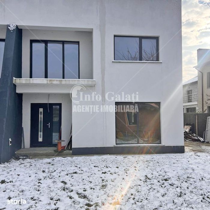 | Casa tip Duplex | Zona: Arcasilor | Teren: 342 mp |
