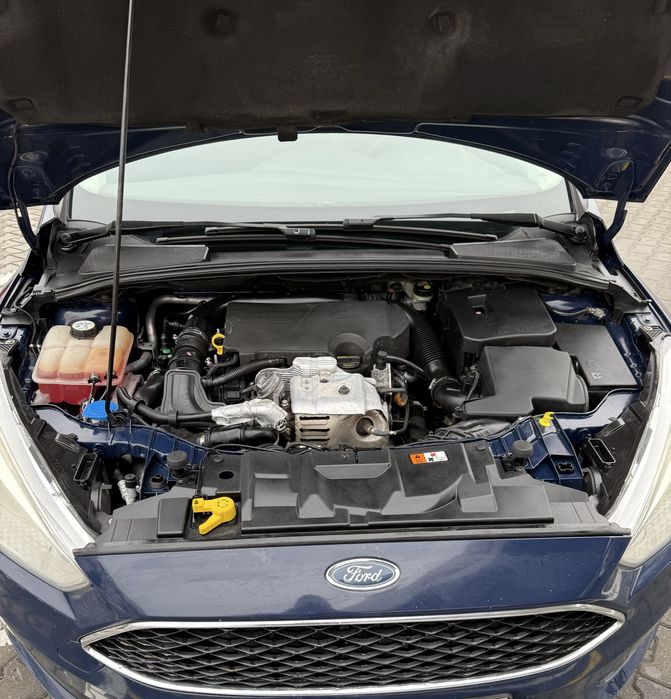 Ford Focus , Albastru , 2015 ,1.0 Benzina 125CP ,Accept si Variante