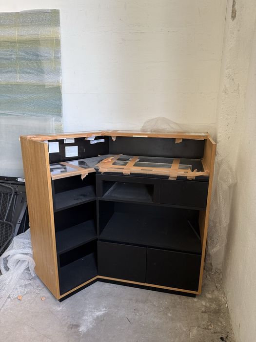 Каса за магазин, студио за красота