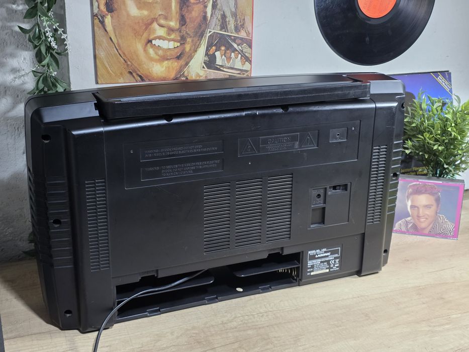 Boombox LASONIC i-931, retro , stick, usb, radio, ipod dock ,aux in