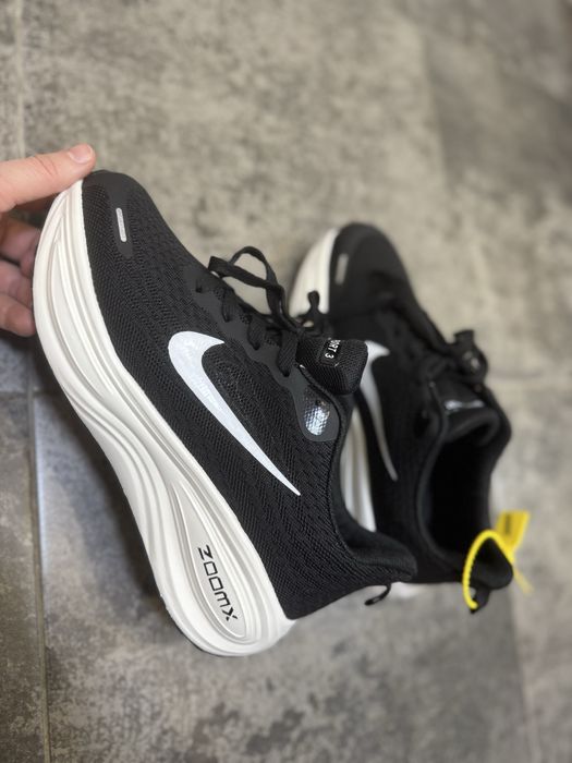 Продам кросы Nike