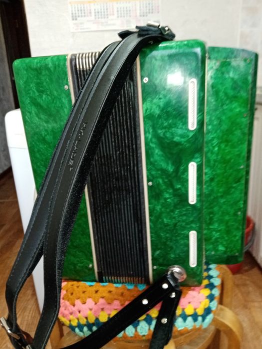 Продам баян в отличном состоянии в г. Уральске.