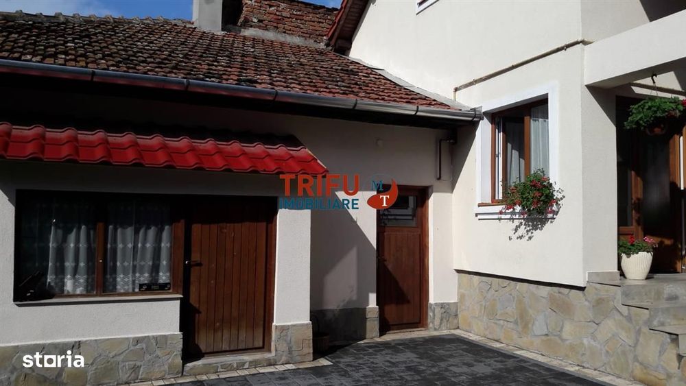 Casa 3 camere, 1200 mp teren, zona Centru