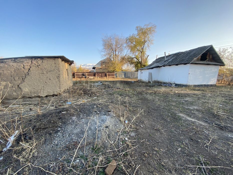 Продам дом с землей село Бурган