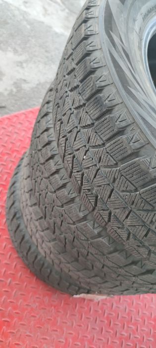 225 65 17-4бр Бриджестон, Гуми от хотел