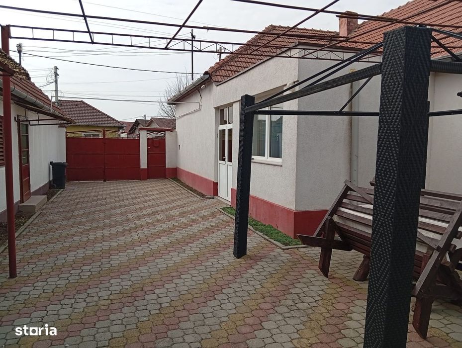 Casa de vanzare in Livada