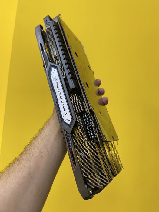 Продам RX 6800 16GB Phantom Gaming