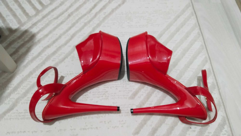 Каблуки на платформе