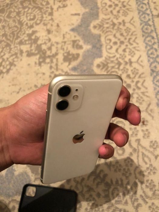 Айфон 11 состаяния хорошый