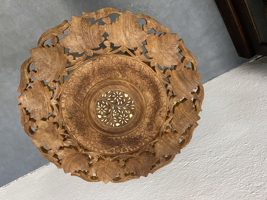 Индийска резбована маса за кафе от тиково дърво
