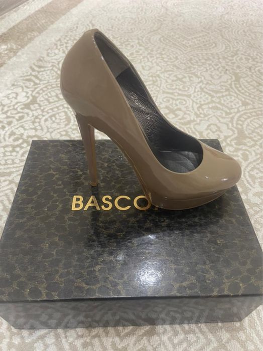 Женская обувь