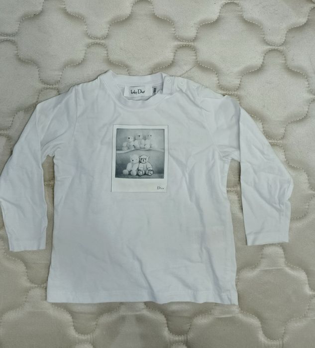 Фирменная кофточка от Dior на новорождённого