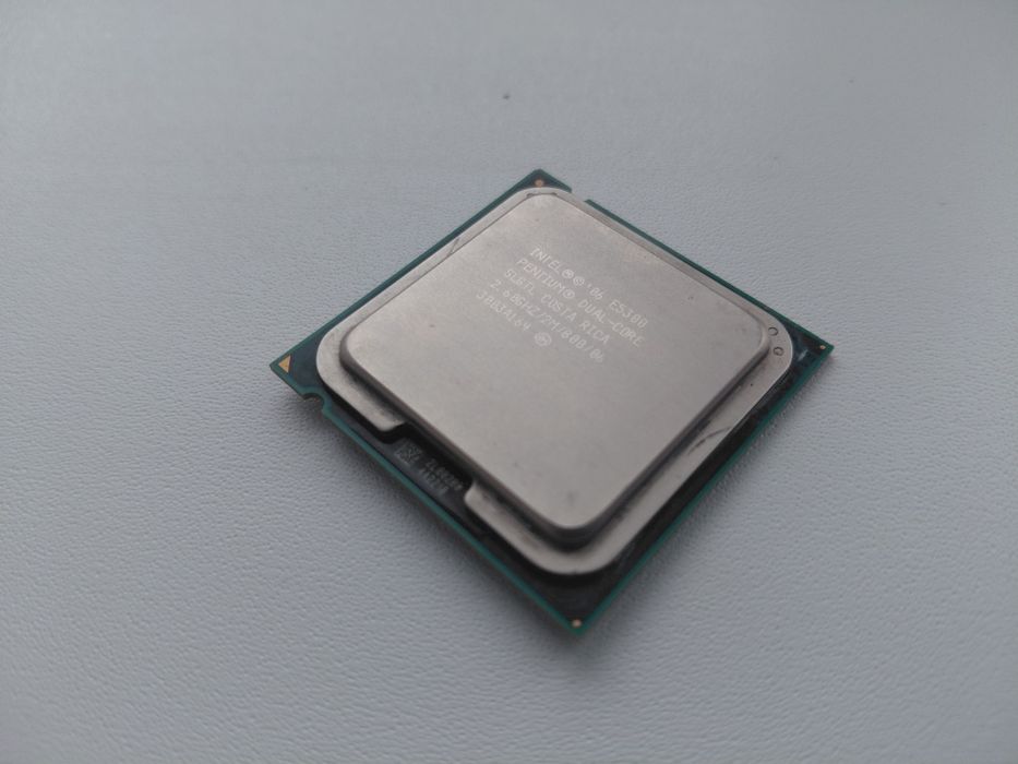 Intel pentium dual core e5300