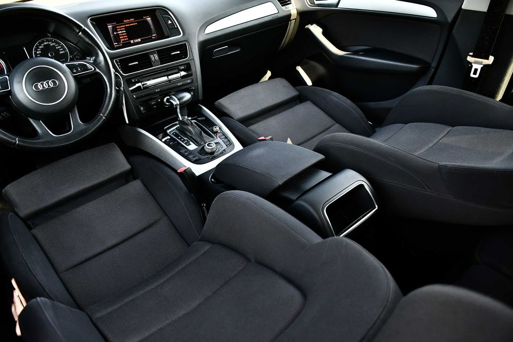 AUDI Q5 2.0 tdi DSG  Quattro 4X4 12 Luni Garantie