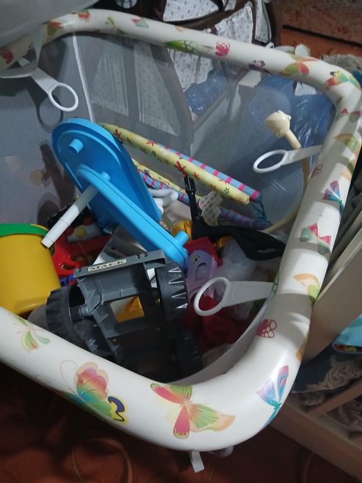 Детский манеж цветной