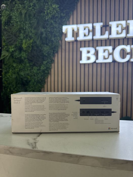 Microsoft Surface Dock 2