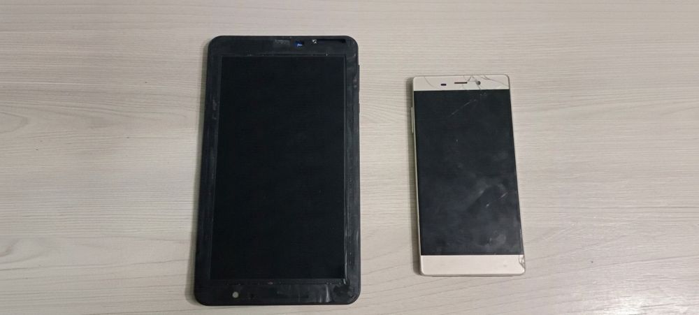 Продам на запчасти смартфоны и планшет