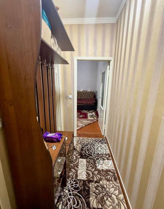 Чиланзар 3кв Хамза Метро 2 комн срочно продам