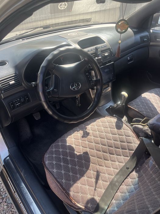 Продам Тойота Авенсис