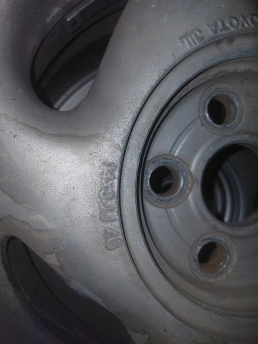 Продам диск тойота R14