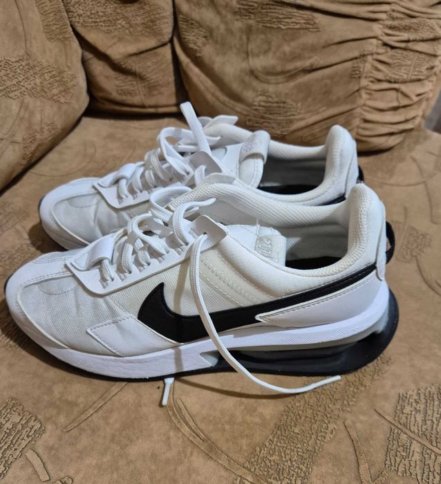 Маратонки Nike, в добро състояние