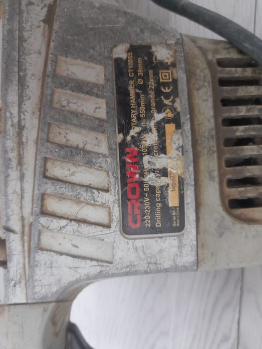 Продается большой перфоратор Crawn/perforator Crawn
