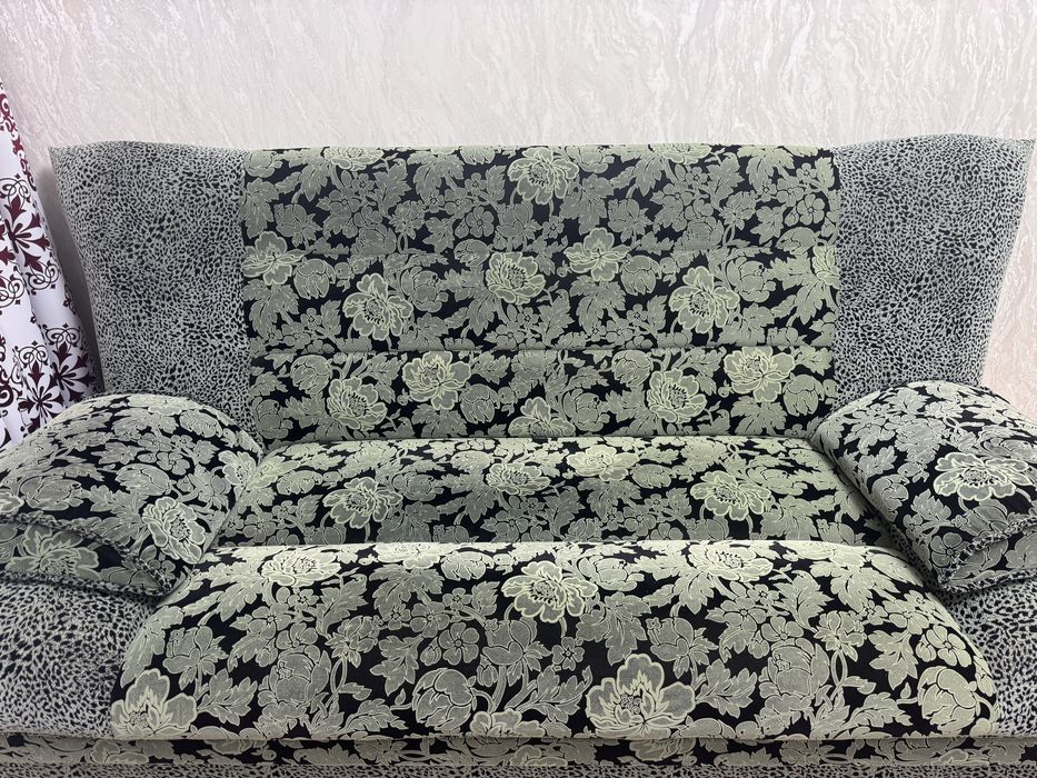 Продам Диваны в хорошем состояний