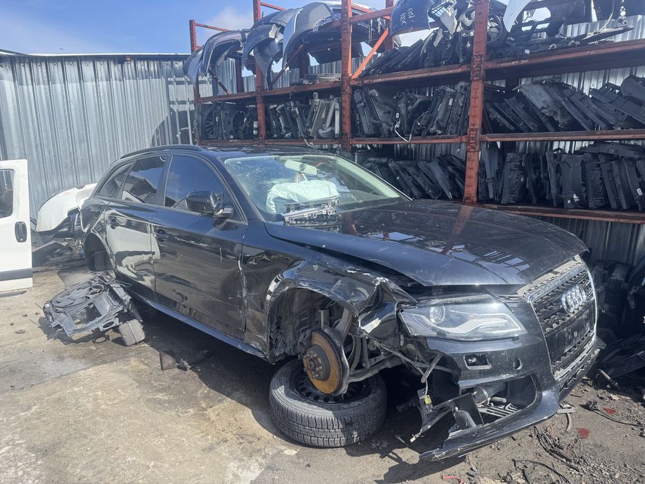 Ауди А4 B8 на части