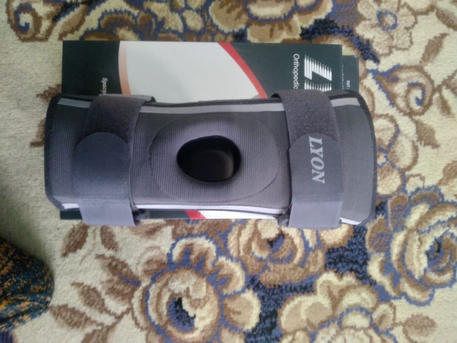 Продам  срочно наколенник