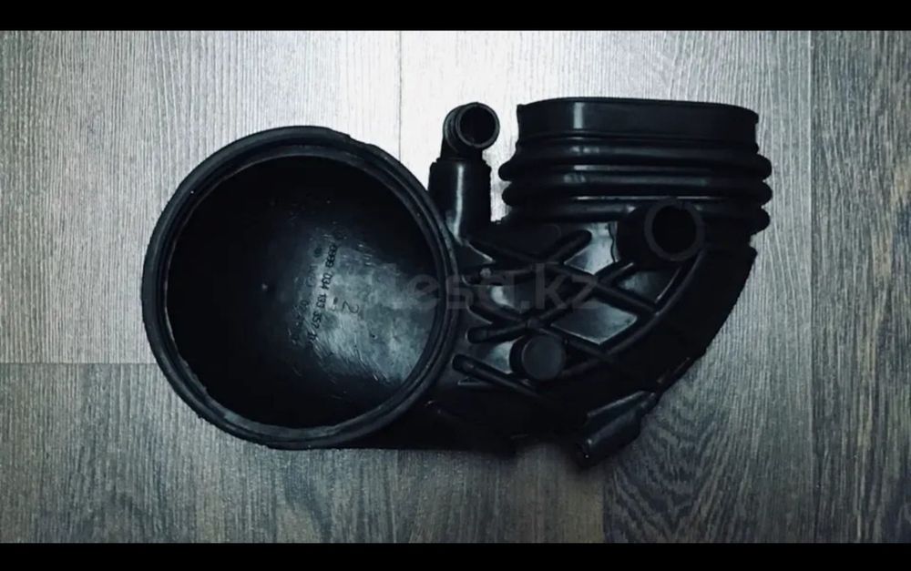 Гофра воздушная ауди 90 2.3