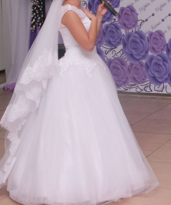 Свадебное платье