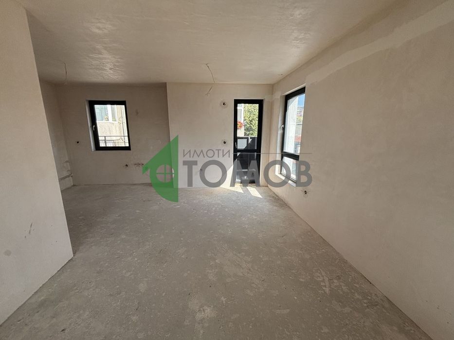 Продава се Тристаен апартамент в Стара Загора, Казански - 102 кв.м за 1628 €/кв.м - Снимка #3