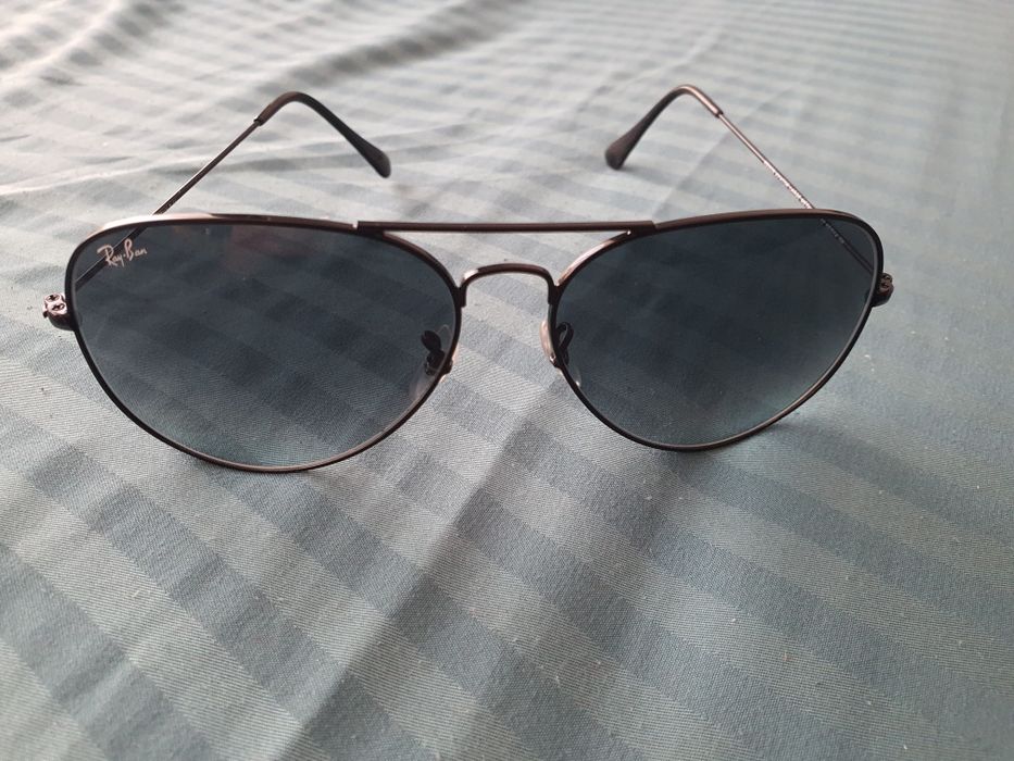 Vând ochelari Rayban și altele