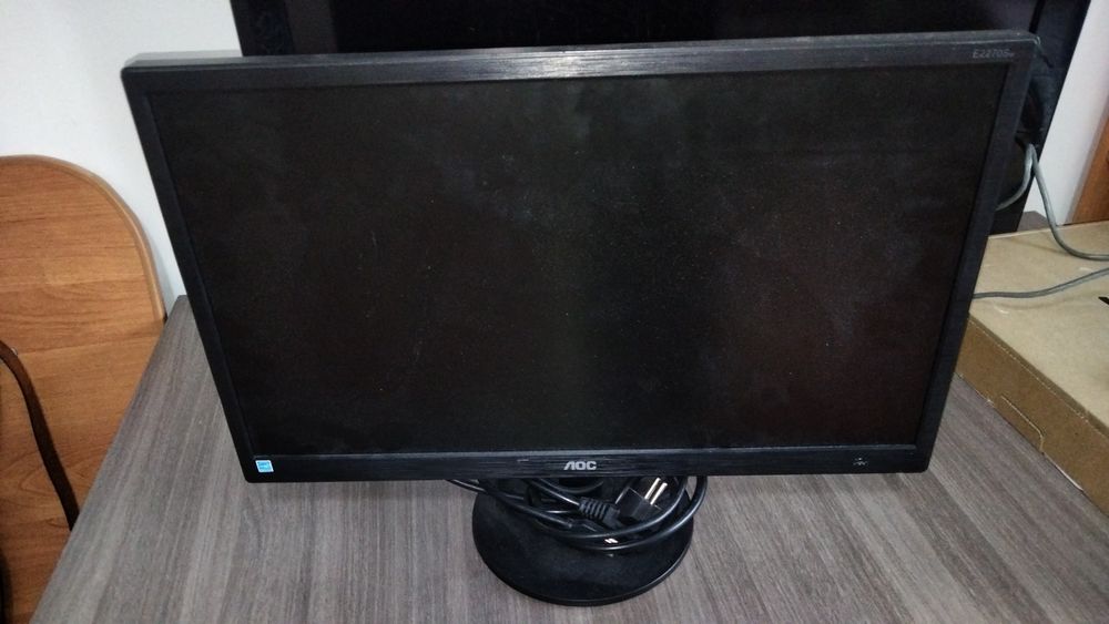 Продам 2 монитора