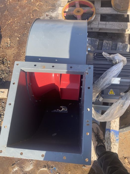 Центробежный вентилятор  4-72 5,5квт 4.0 А