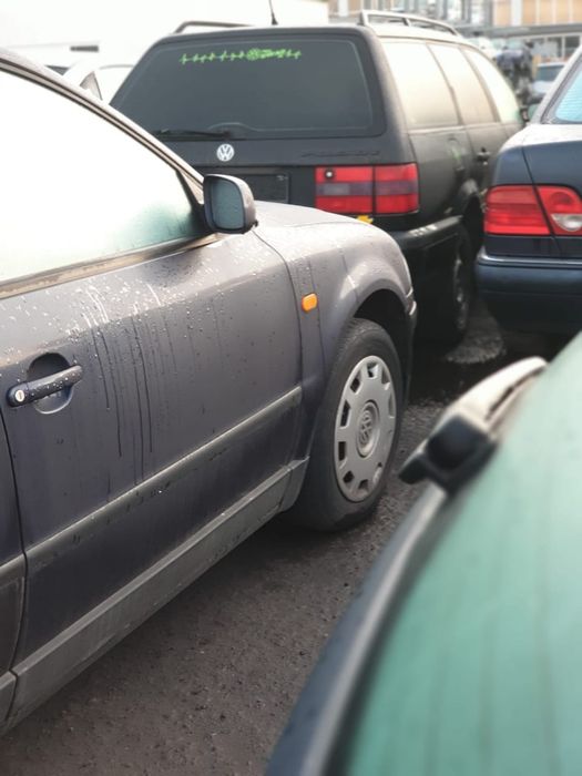 Капот VW Passat B5 из Германии