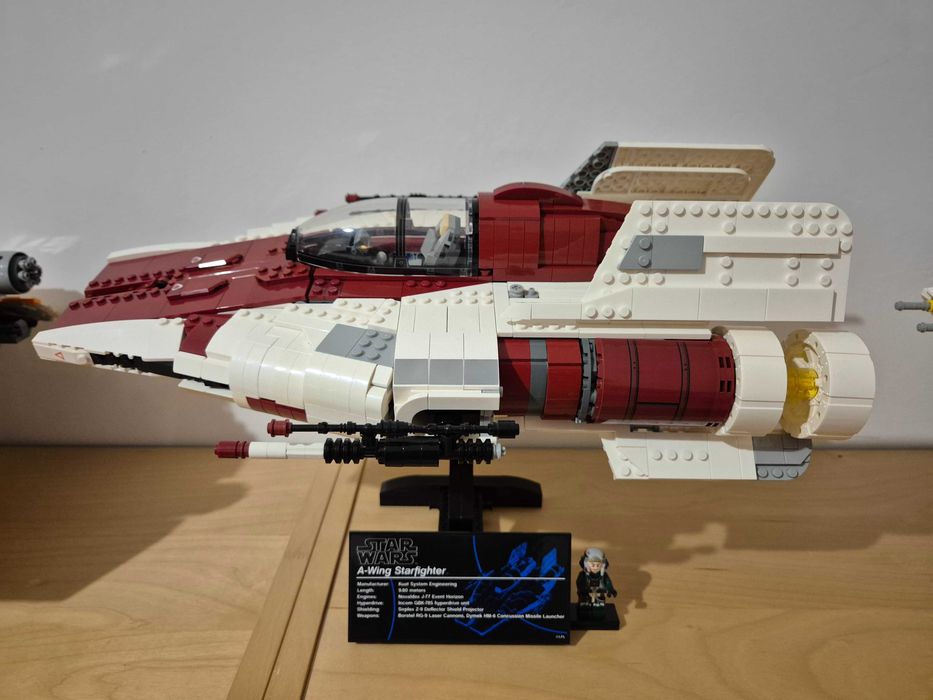 LEGO Star Wars UCS - A-Wing Starfighter [75275 | 1672pcs | Retired]