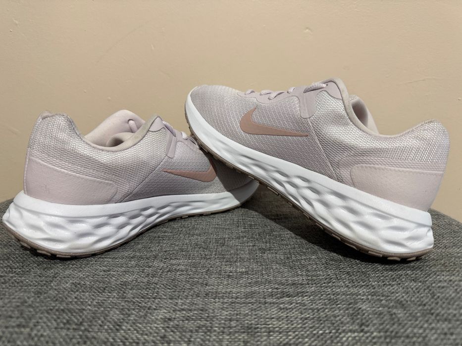 Nike Revolution 6.