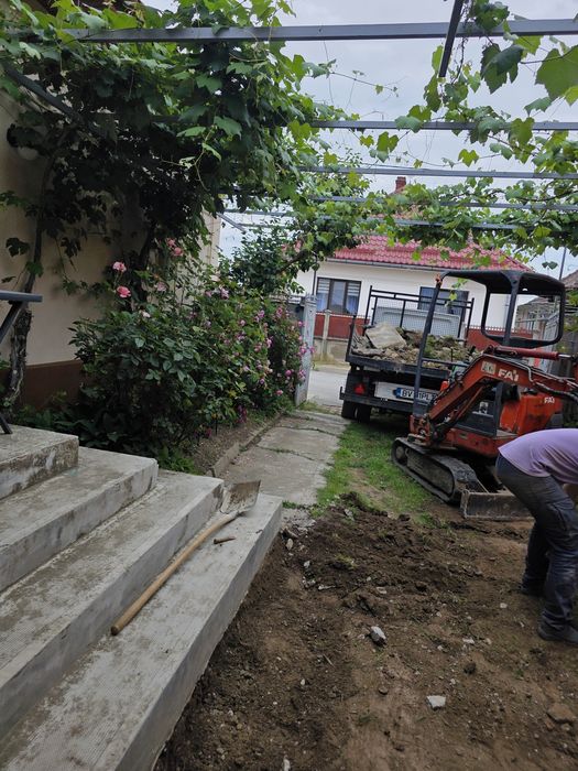 Balastru, pamant, nisip, materiale de constructii, moloz