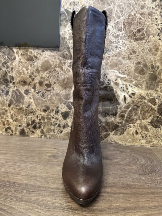 Ботильоны кожаные Guess