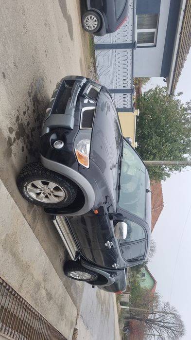 Dezmembrez Mitsubishi l200 2.5 diesel   din 2006 pana in anul 2014