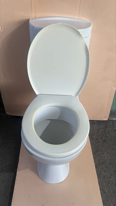 Продается унитаз