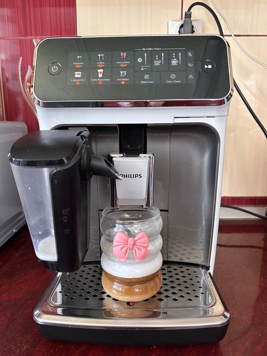 Espressor automat PHILIPS S3300 LatteGo EP3343/50, 1.8l, 1500W, 15 bar, alb-negr
