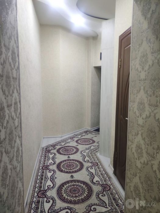 Продам 2 комнатную квартиру. БОЛЬШАЯ .Сергели-6а Первый этаж. 68 кв м