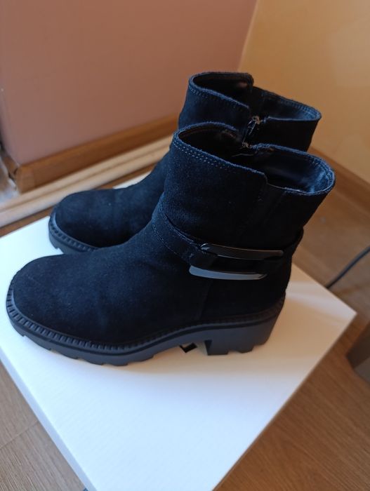 Боти естествен велур