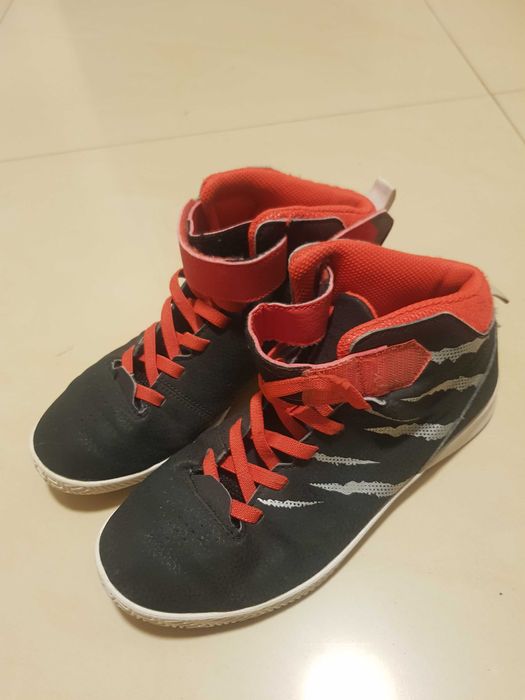 Incaltaminte sport copii  (baschet) masura 38