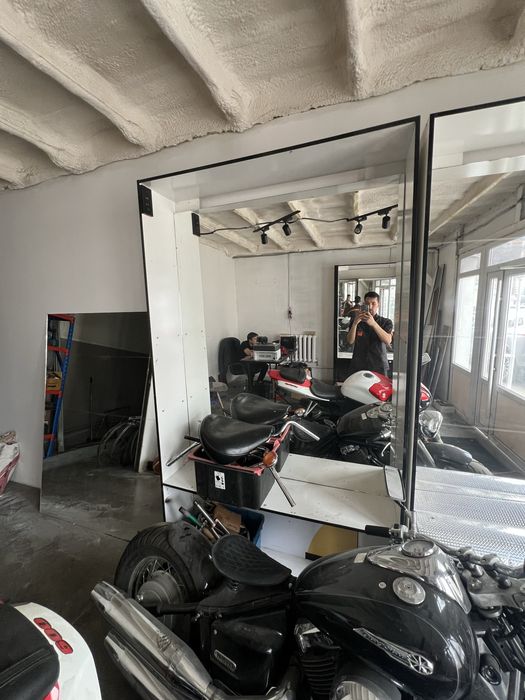 Шкаф со стеллажами